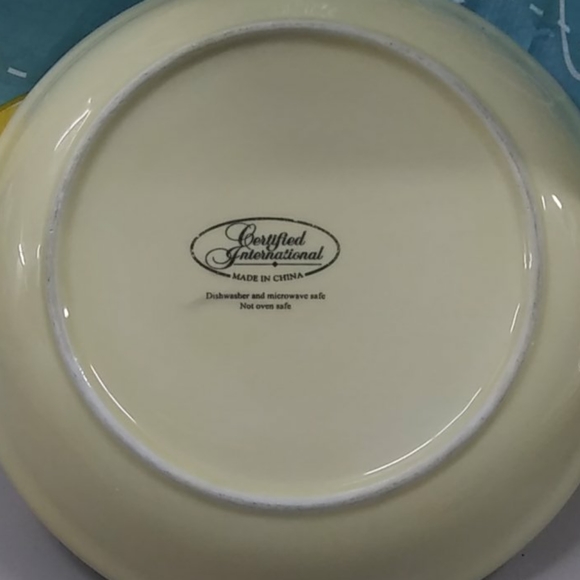 Vintage Basil Spice Theme Bowl. - Picture 2 of 2